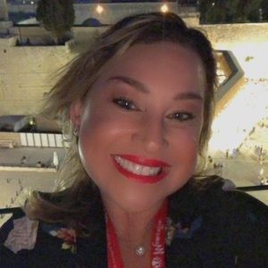 Meet your Posher, Alison